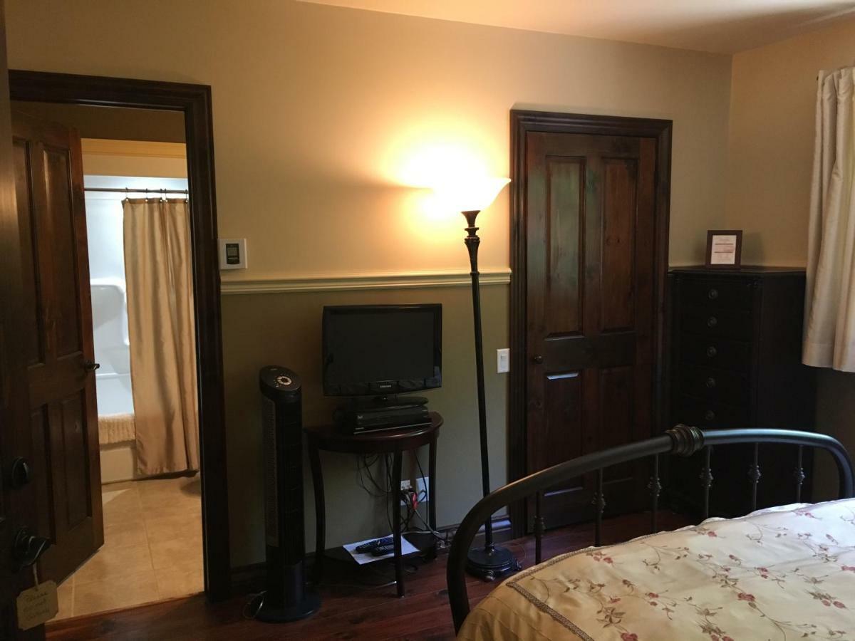 B&B Au Petit Marigot Mont-Tremblant Cameră foto